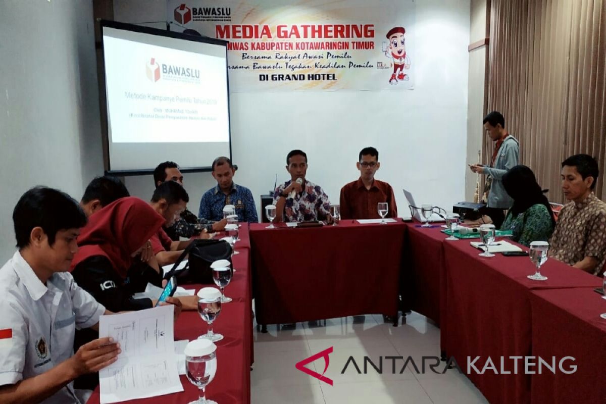 Bawaslu Kotim tegaskan promosi pribadi caleg termasuk pelanggaran