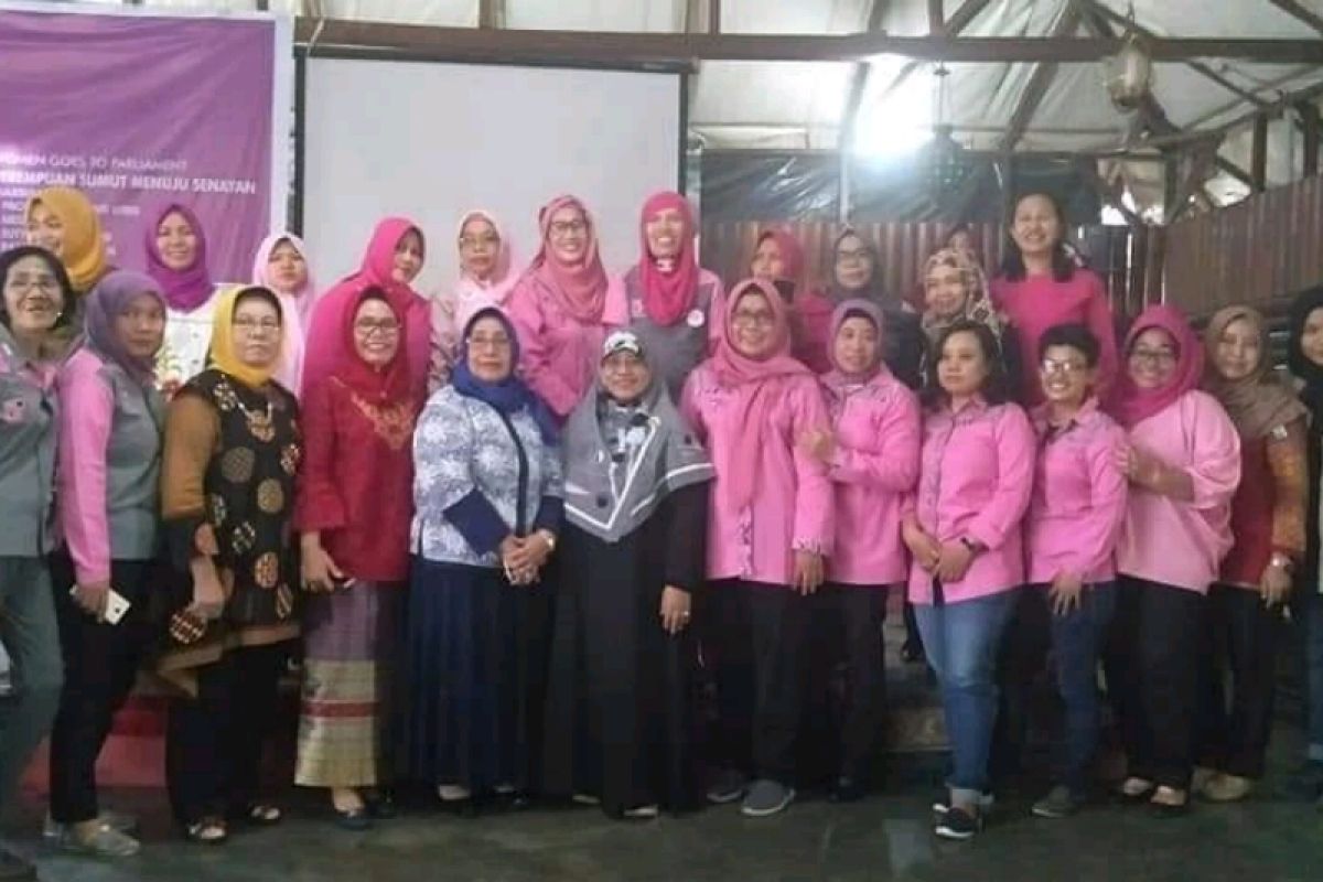 FJPI gelar Seminar Perempuan Sumut Menuju Senayan