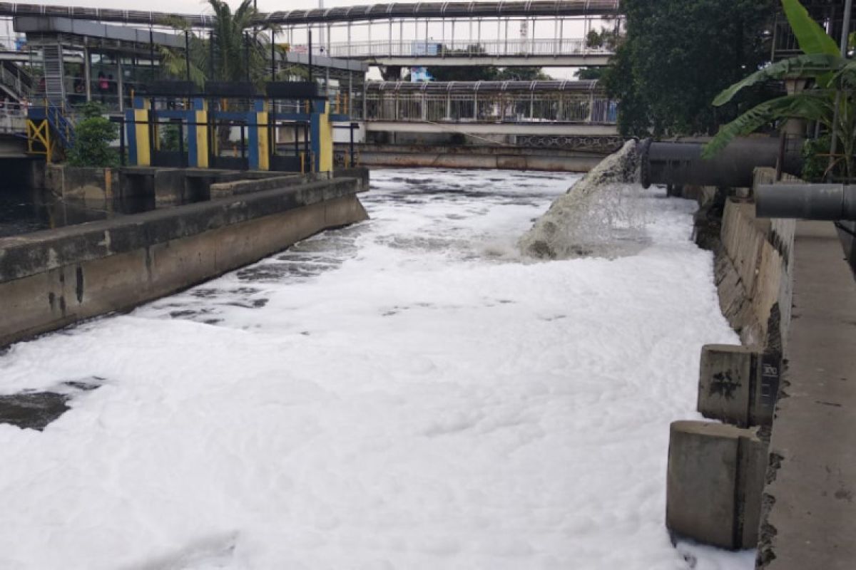 150 pompa air siap cegah banjir di Jakarta Barat