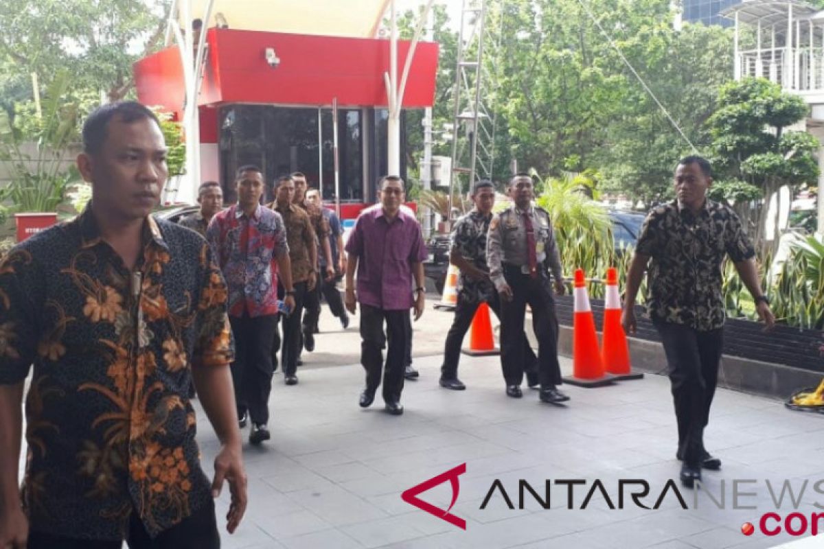 KPK minta keterangan Boediono terkait kasus Bank Century