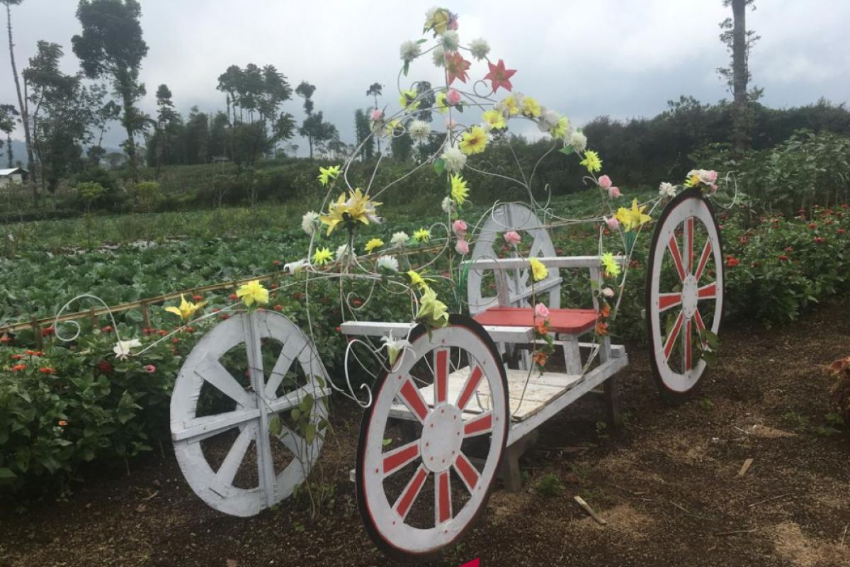 Desa wisata berkualitas kelolaan penduduk lokal