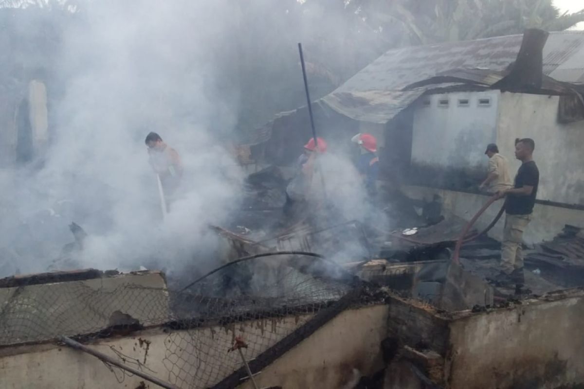 Tujuh rumah di Tebing Tinggi terbakar