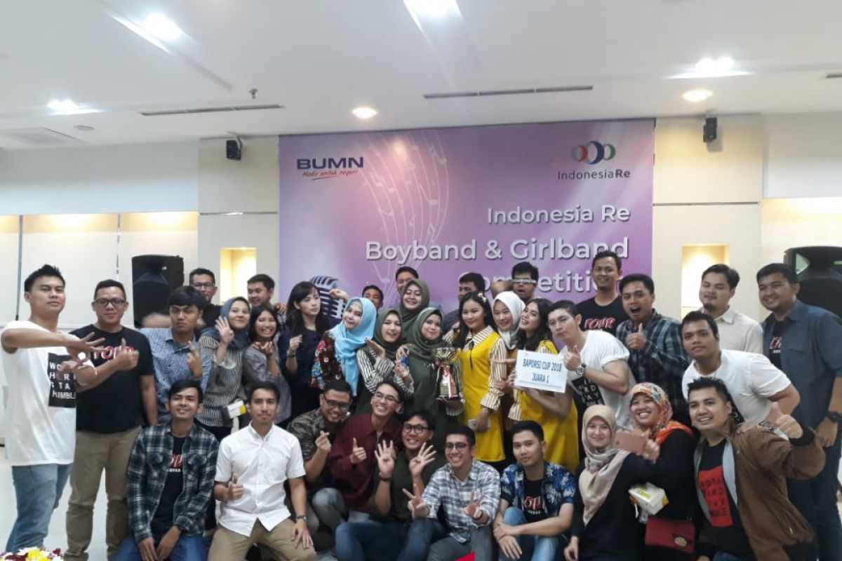Jelang HUT ke-33, puluhan karyawan Indonesia Re tampilkan bakat seni