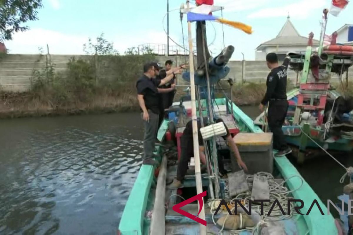 Polisi gagalkan peredaran dua karung sabu-ekstasi dari kapal nelayan