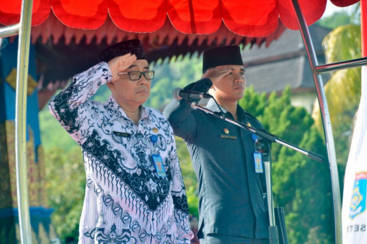 Sekda Lobar: Guru harus ubah cara mengajar lebih menyenangkan