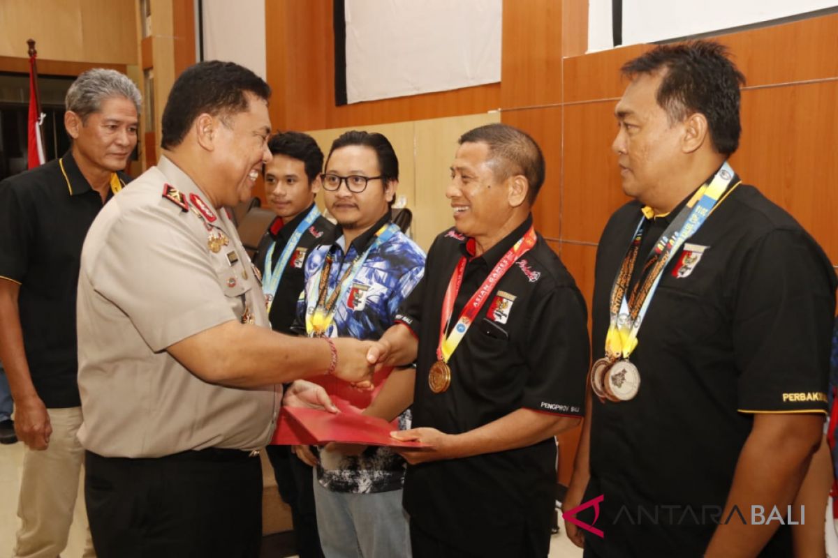 Kapolda Bali kumpulkan pengurus Perbakin jaring atlet menembak