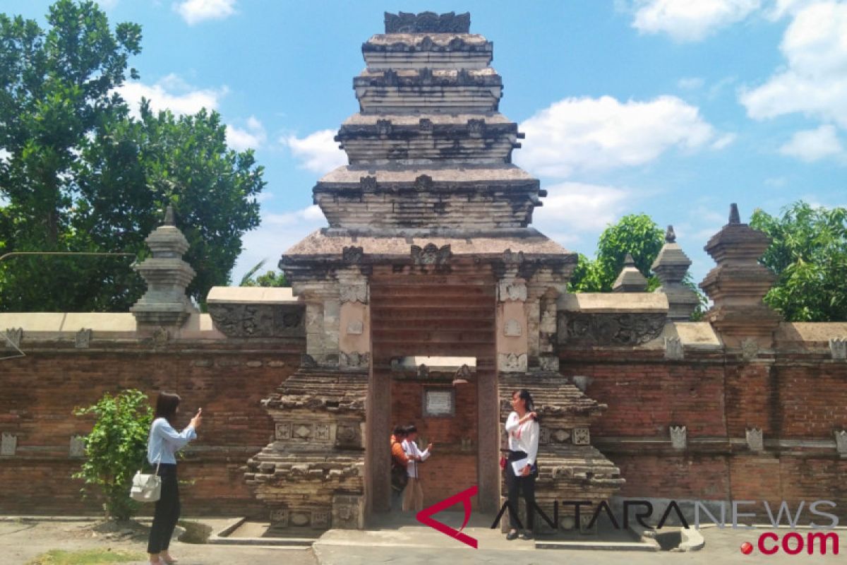 Warisan toleransi di Masjid Gedhe