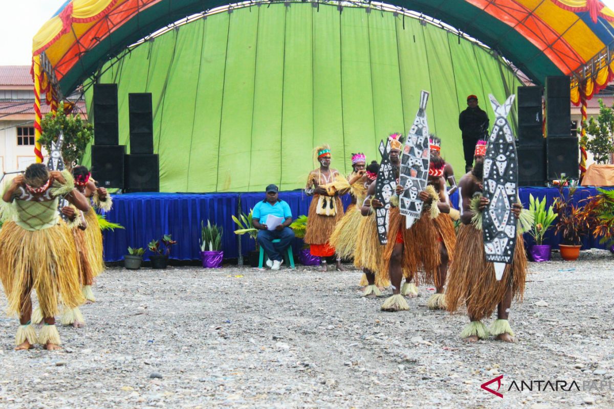 Festival tarian Amungme Kamoro dijadikan agenda rutin tahunan
