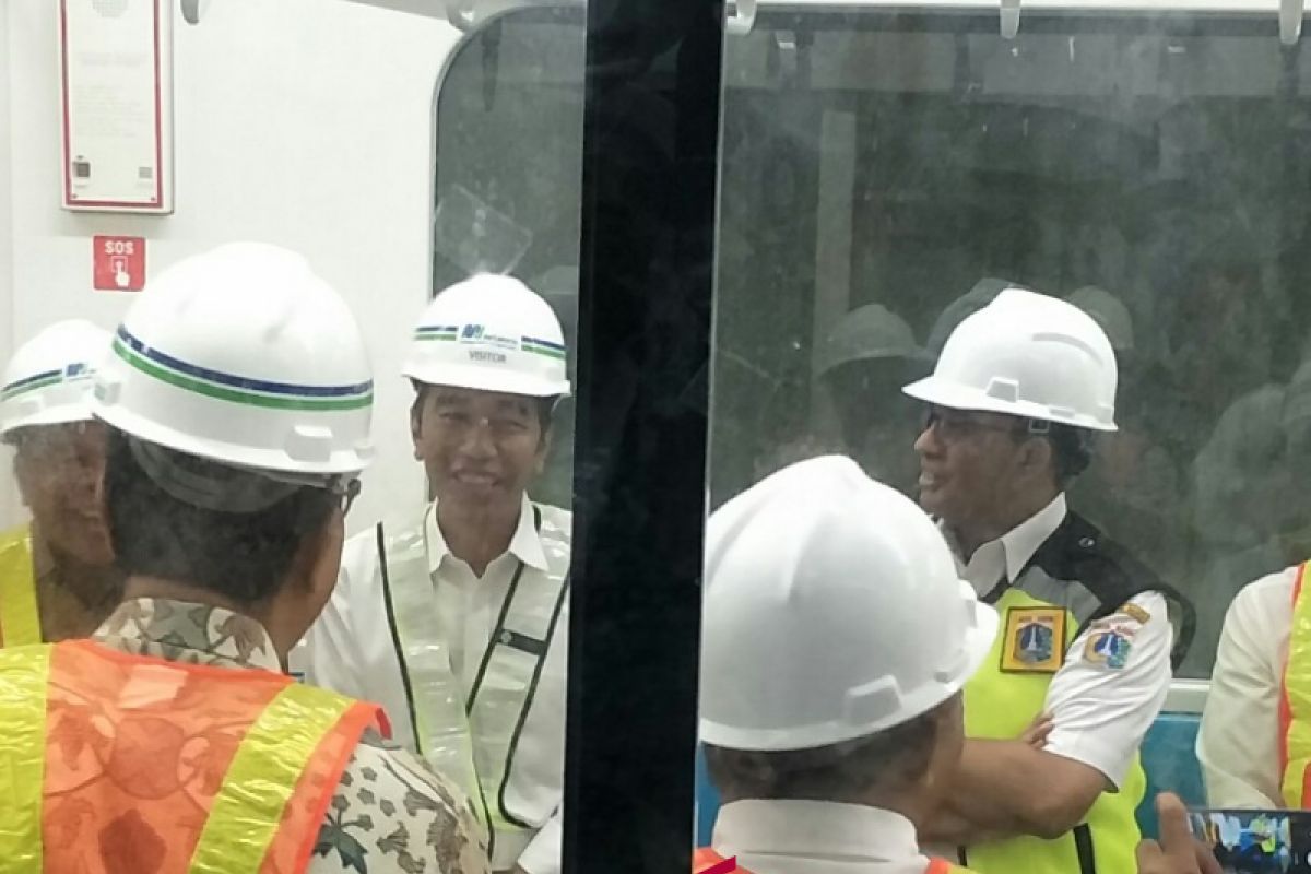 Presiden Jokowi tinjau Proyek MRT Jakarta