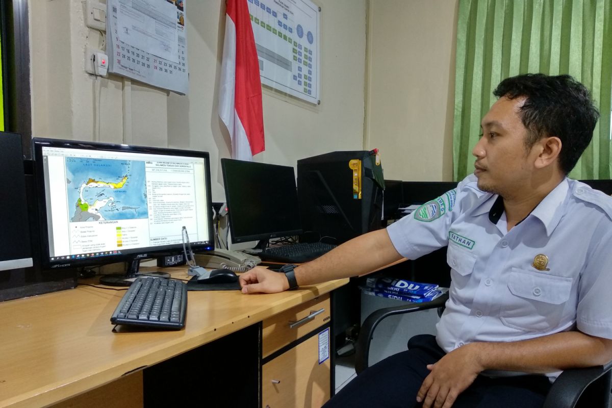 Hujan disertai angin kencang guyur Palu dan sekitarnya