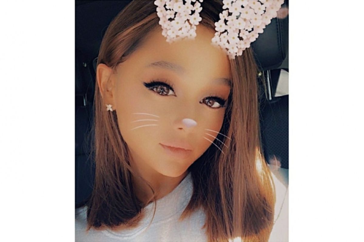 Ariana Grande buang rambut ekor kudanya