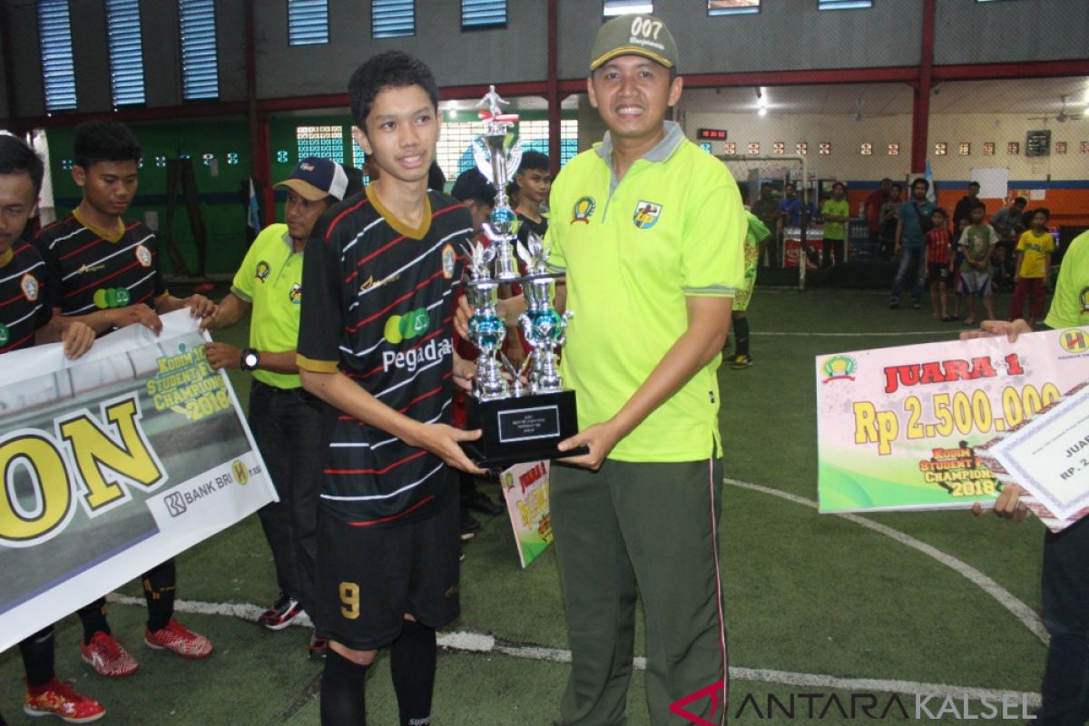 SMKN 5 Banjarmasin jawara Kodim 1007 Student Futsal Campionship 2018