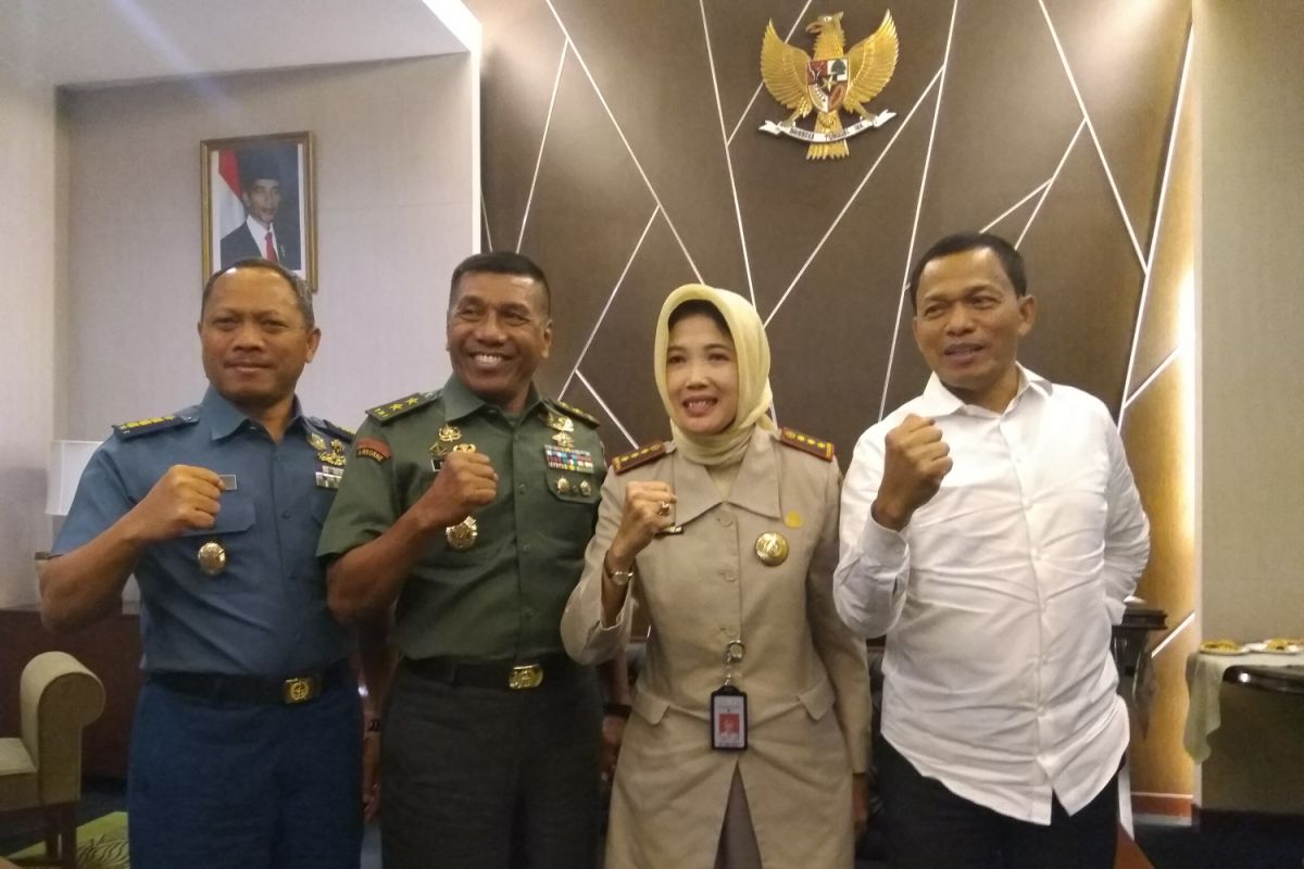 Barantan libatkan TNI-Polri awasi empat zona rawan