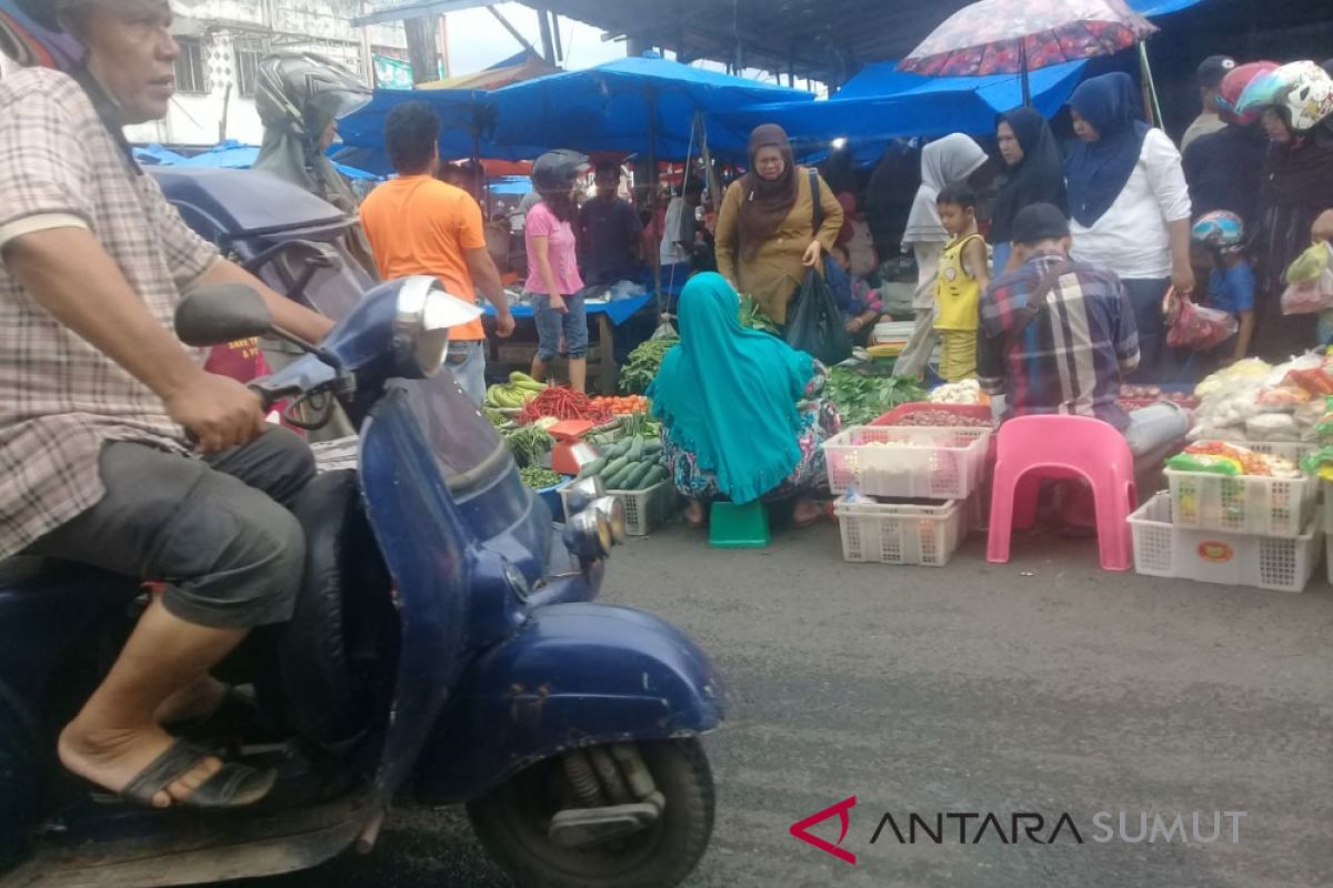 Warga minta pemerintah tertibkan pedagang kaki lima