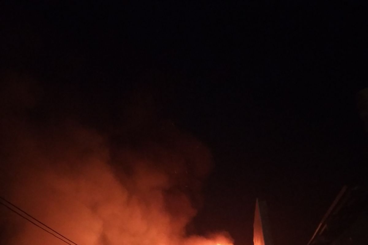 Perumahan warga Patina Biak terbakar