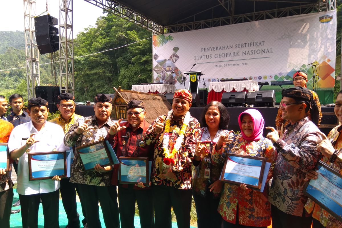 Jumlah geopark nasional bertambah delapan