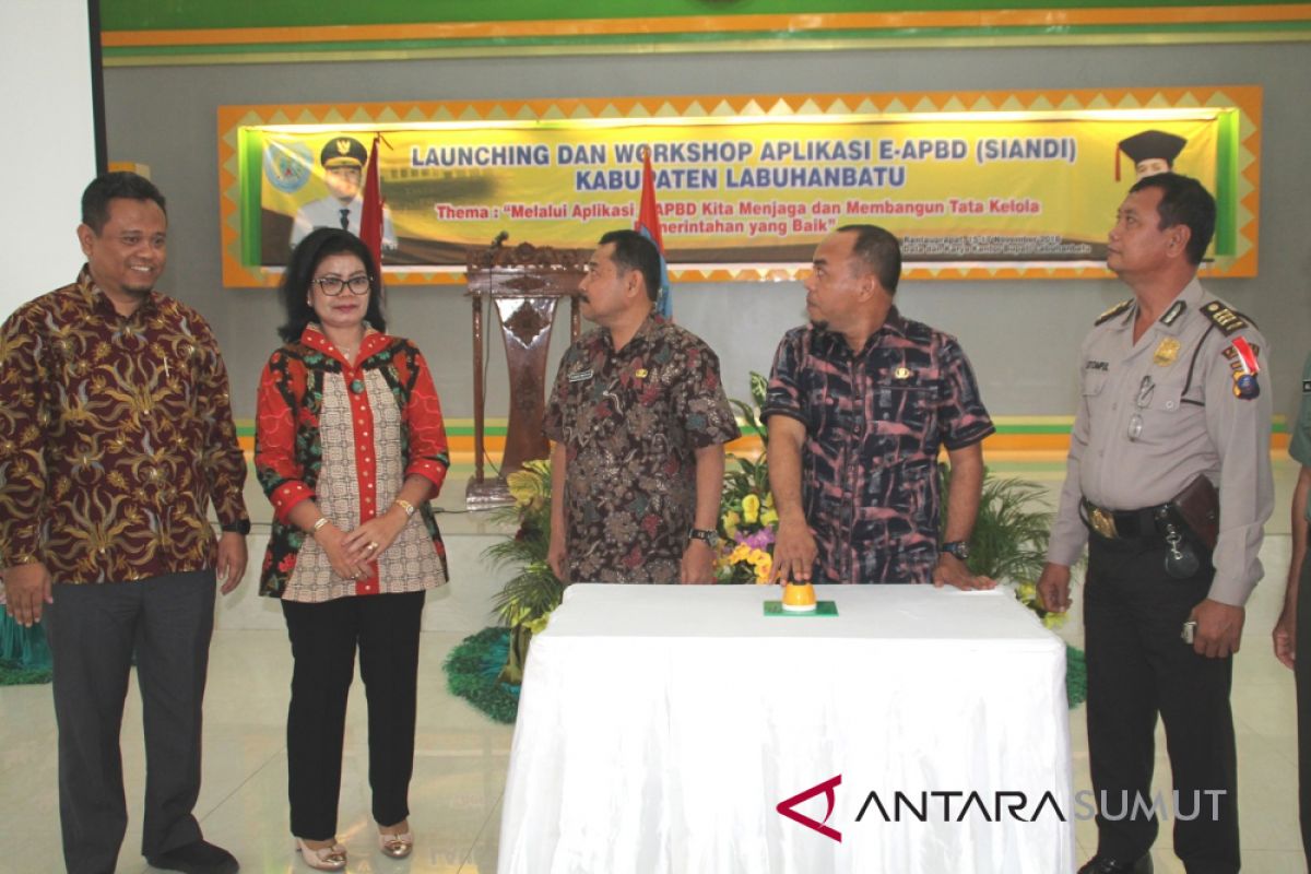 Labuhanbatu luncurkan e-APBD