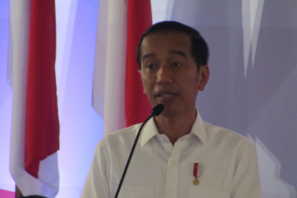 Jokowi sebut ada desa berpenghasilan Rp14 miliar