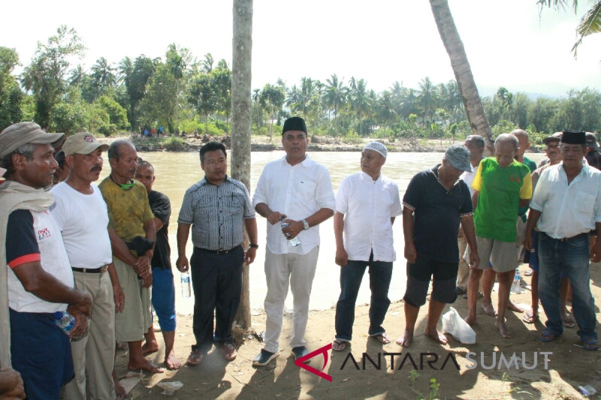 Ratusan relawan kembali lakukan pencarian korban hanyut