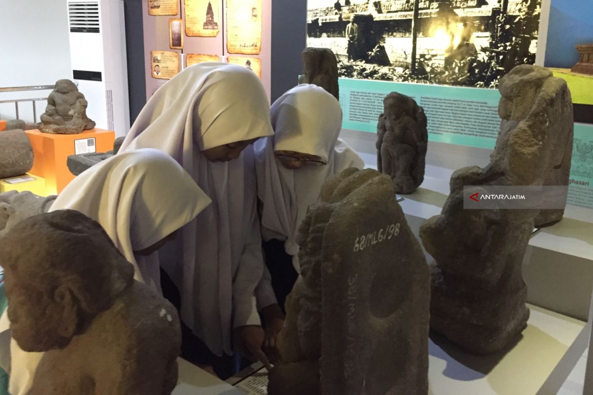 Tingkatkan pengunjung,  Museum Mpu Purwa Wadahi Kesenian Lokal