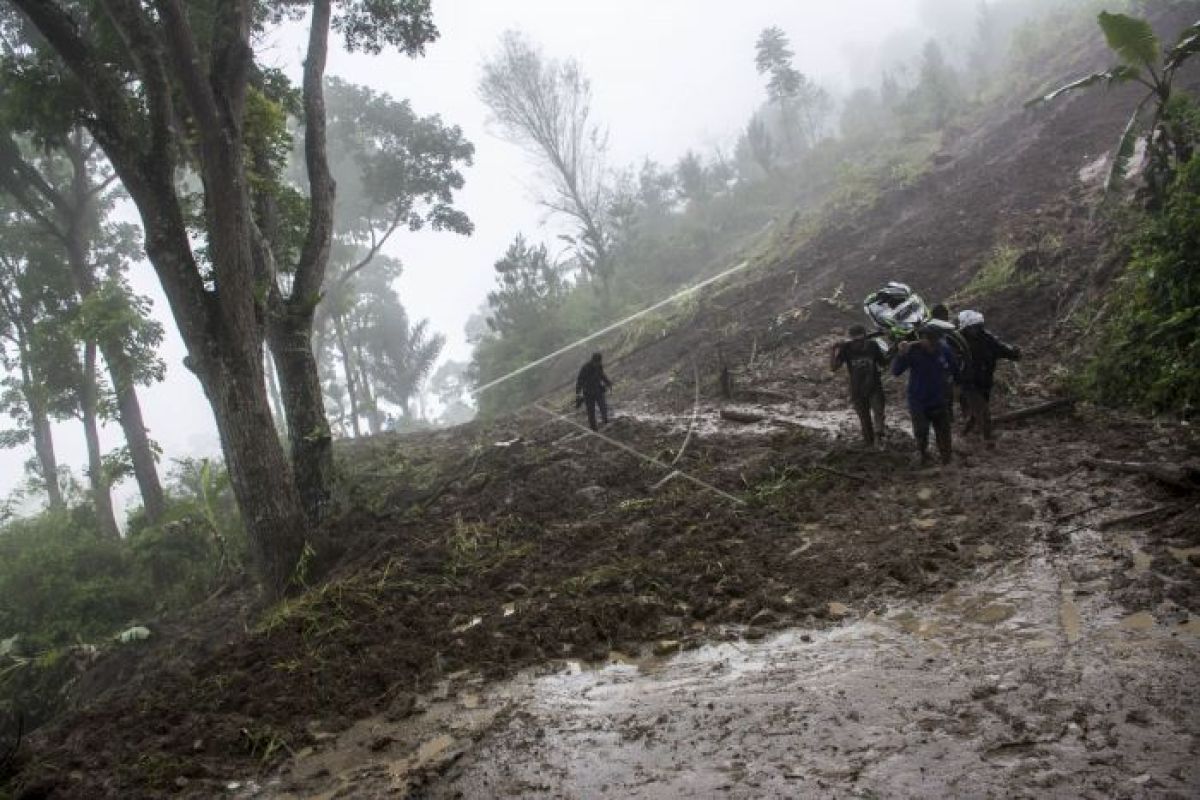 Tanah longsor terjang Gunung Kidul