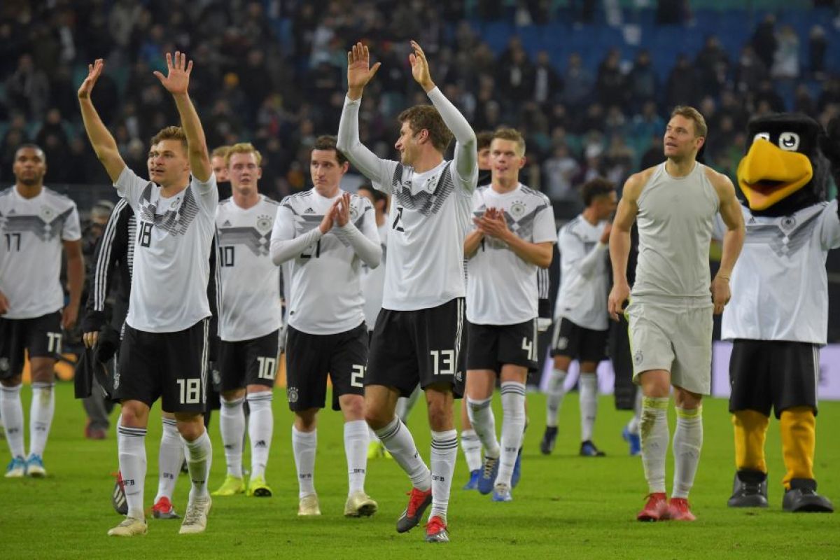 Jerman kalahkan rusia 3-0 dalam pertandingan persahabatan