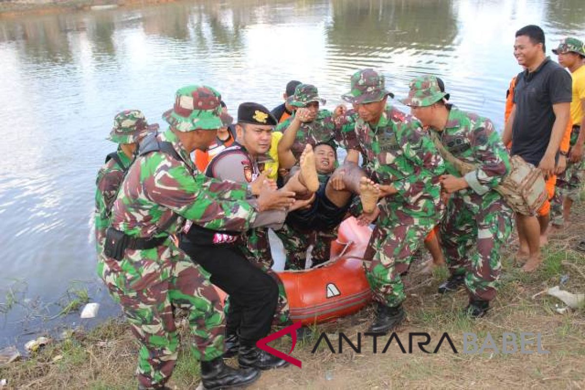 Korem 045 Garuda Jaya latihan simulasi penanggulangan bencana banjir