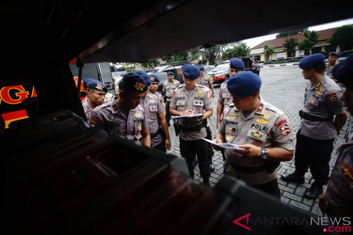 Polda Jatim kirim 100 Brimob ke Papua