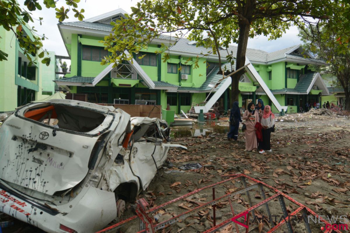 IAIN Palu laksanakan wisuda dalam tenda