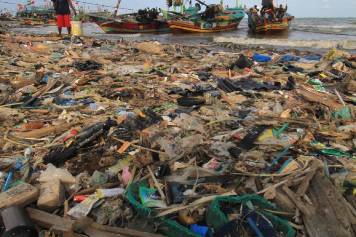 Indonesia targetkan 15 persen pengurangan sampah laut pada 2019