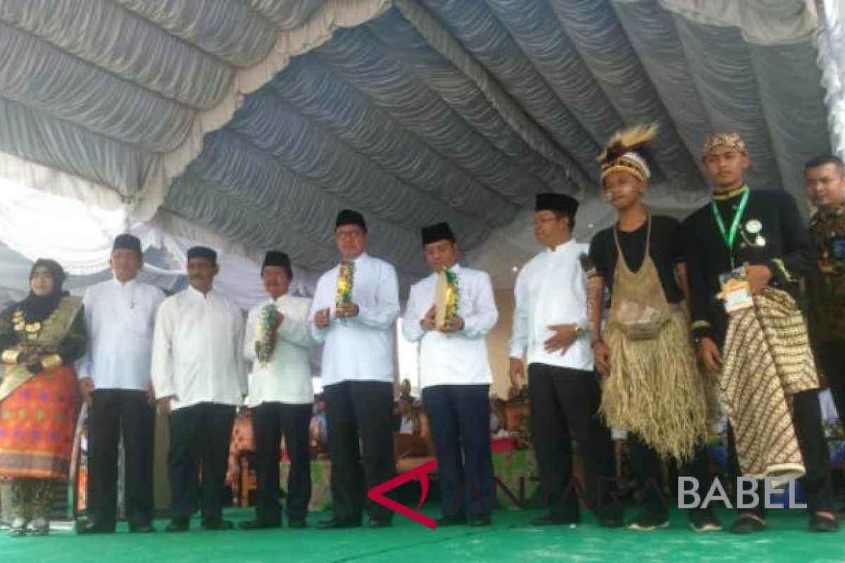 Menag buka kemah Rohani Islam nasional di Belitung