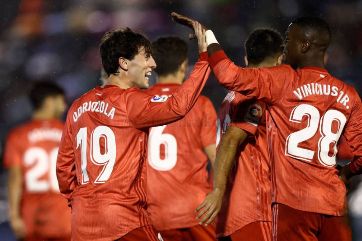 Madrid hancurkan Melilla pada laga debut Solari