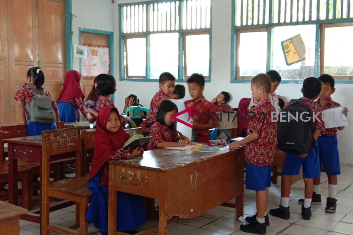 Bengkulu Selatan tingkatkan alokasi bantuan dana pendidikan