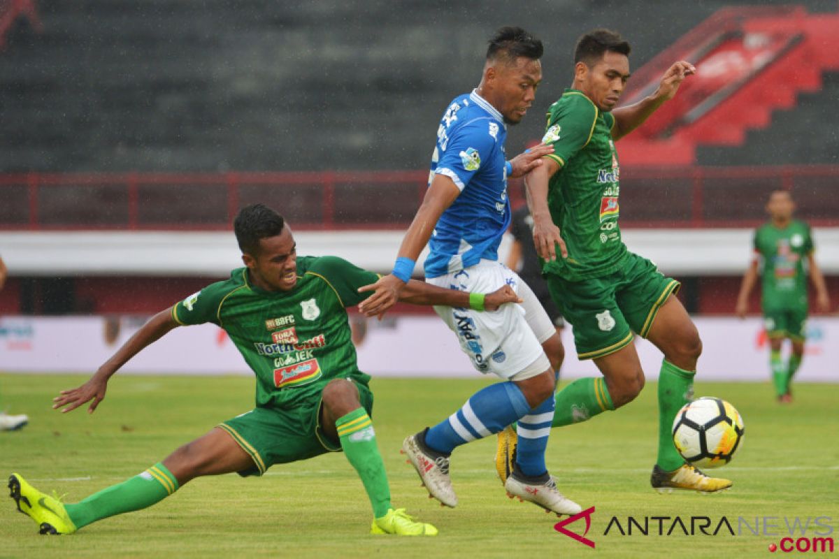 Tony Sucipto isyaratkan hengkang dari Persib