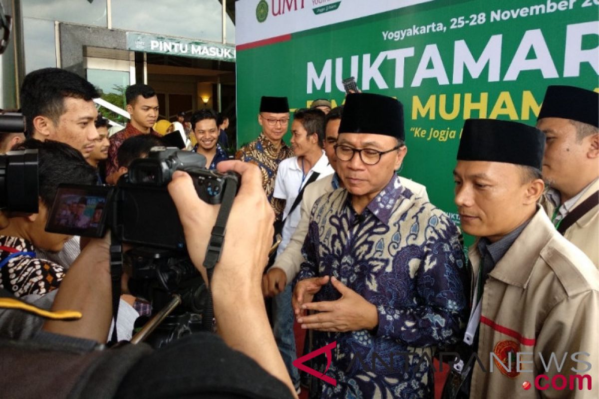 Zulkifli Hasan beri dukungan moral pada Dahnil Anzar