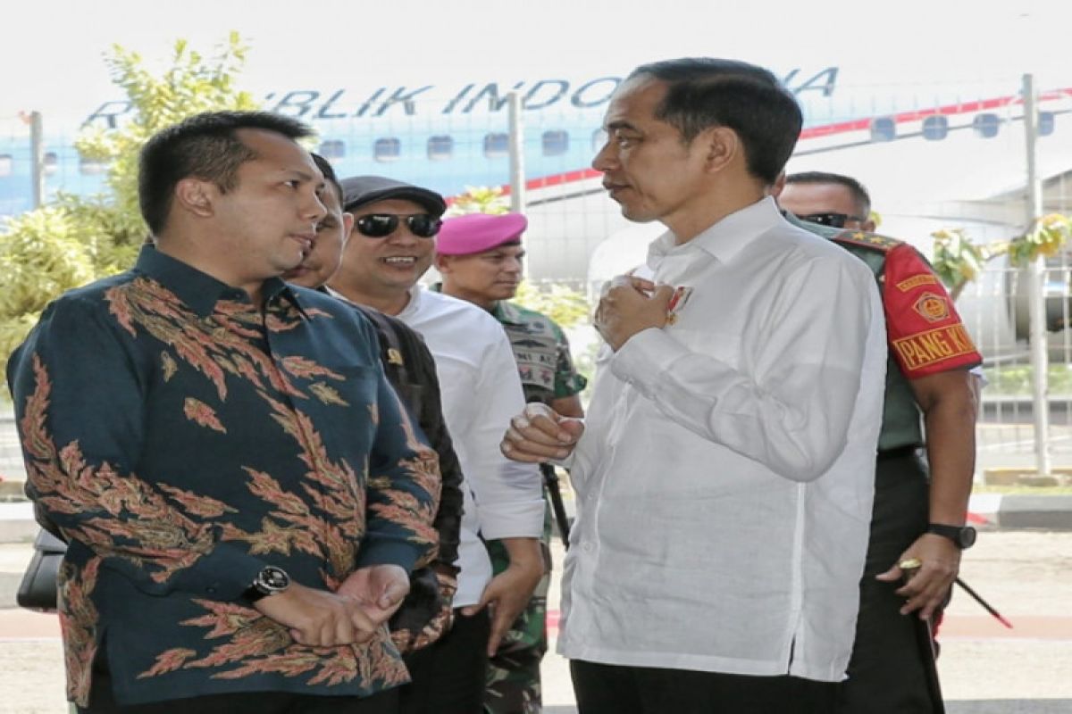 Presiden serahkan sertifikat tanah di Lampung Tengah