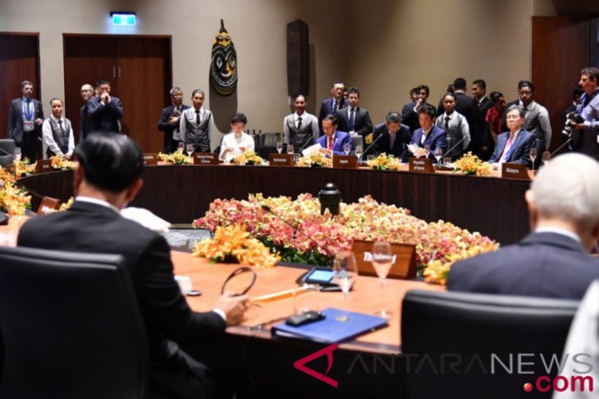Presiden Jokowi tekankan pentingnya infrastruktur di hadapan KTT APEC