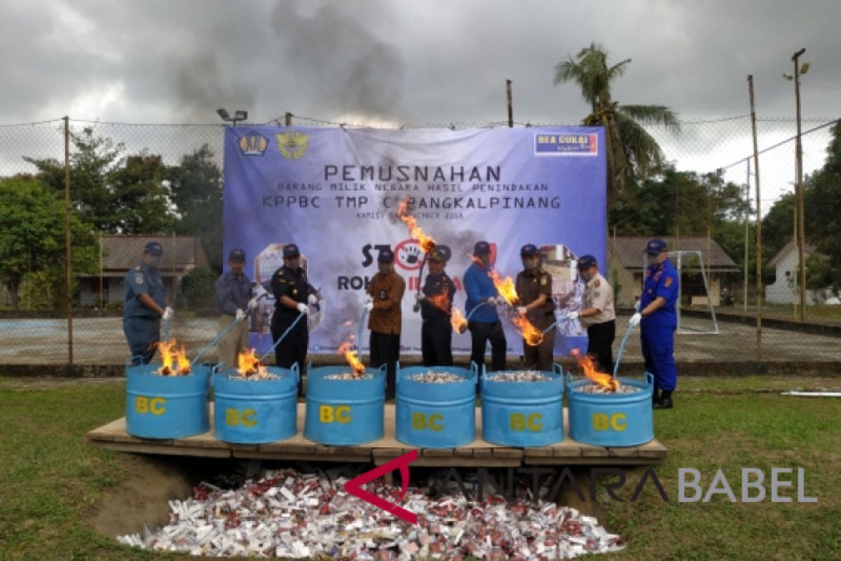 KPPBC Pangkalpinang musnahkan ribuan rokok sitaan