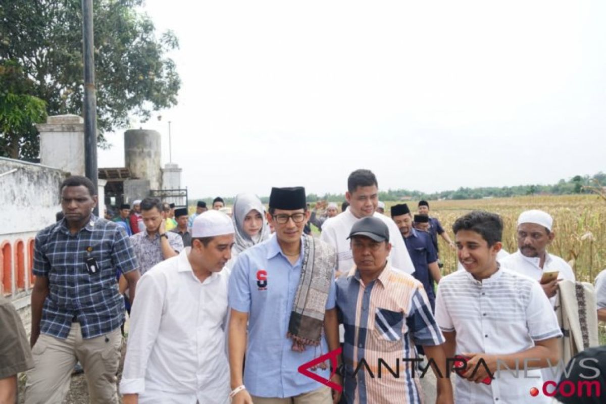 Sandiaga Uno mengunjungi Ponpes Bustanul Ulum Jember