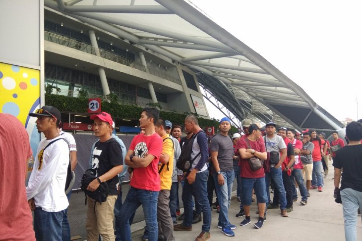 Suporter Indonesia mulai padati stadion nasional Singapura