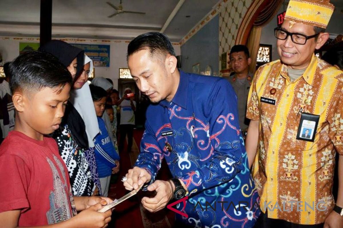 Wali Kota Palangka Raya kunjungi korban DBD