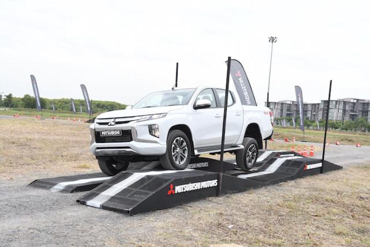 Mitsubishi New Triton, truk pikap dengan kabin nyaman