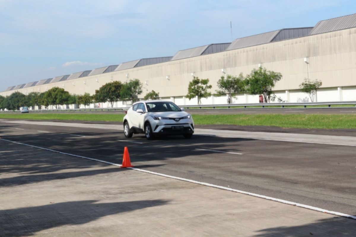 Toyota posisi teratas dalam uji keselamatan ASEAN NCAP