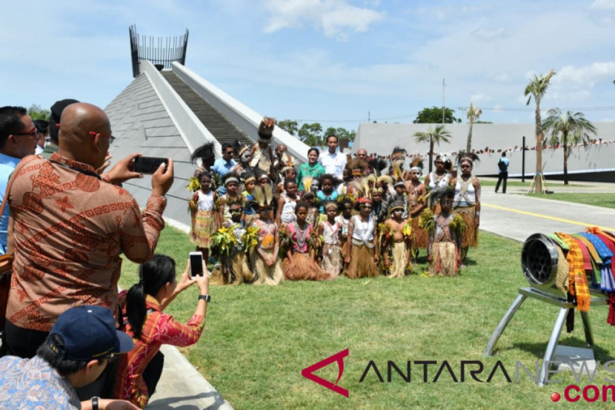 Jokowi inaugurates Time Capsule Monument in Merauke, Papua