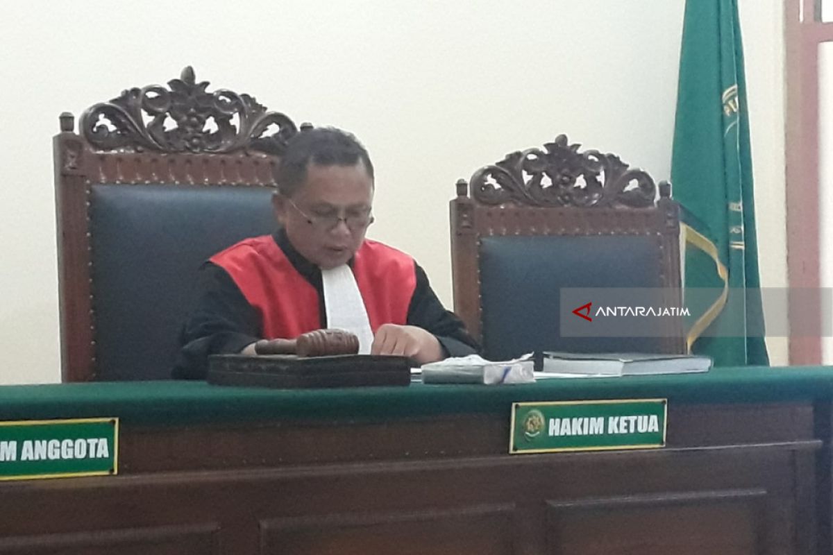 Hakim: Permohonan Ganti Identitas Kelamin Dicabut