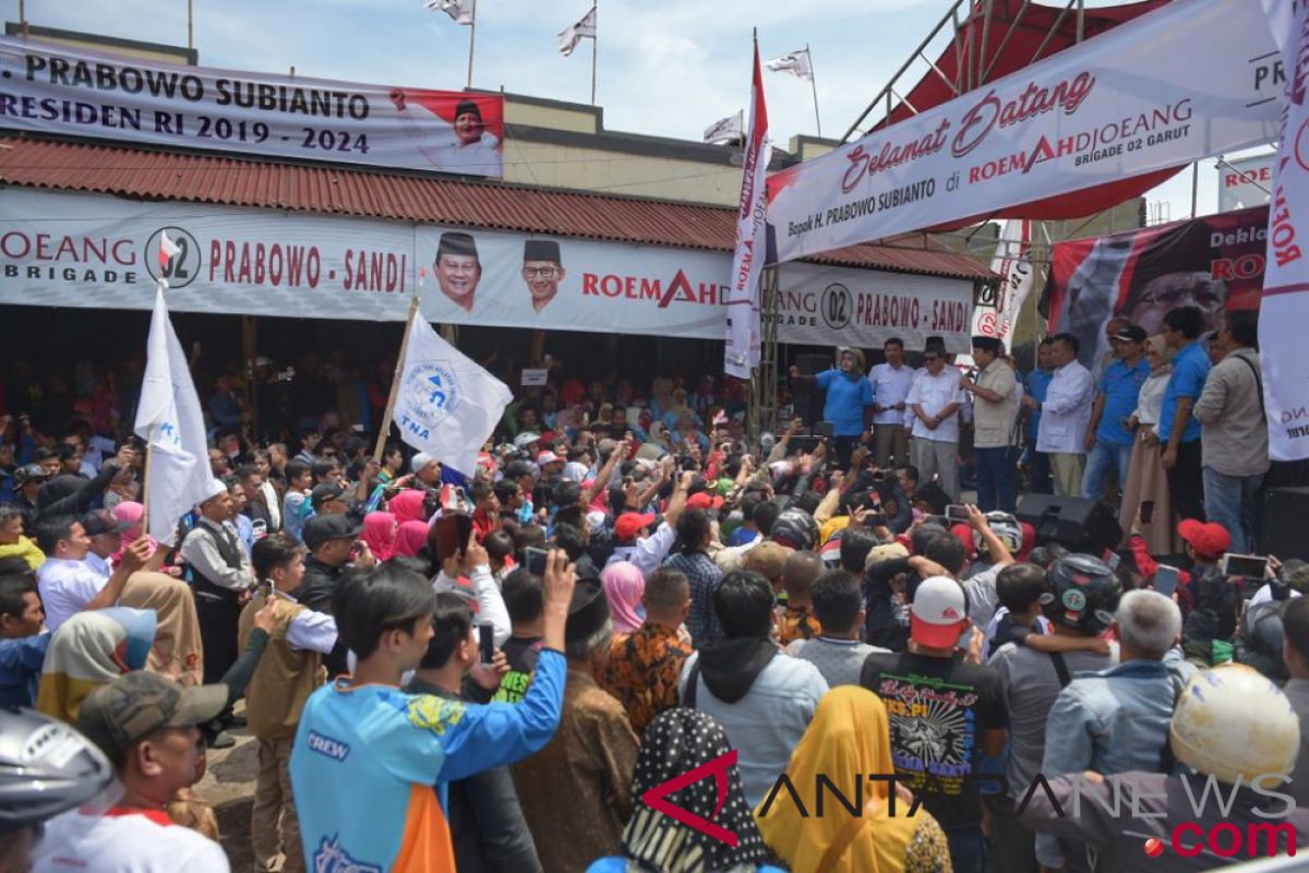 Prabowo soroti rendahnya gaji guru