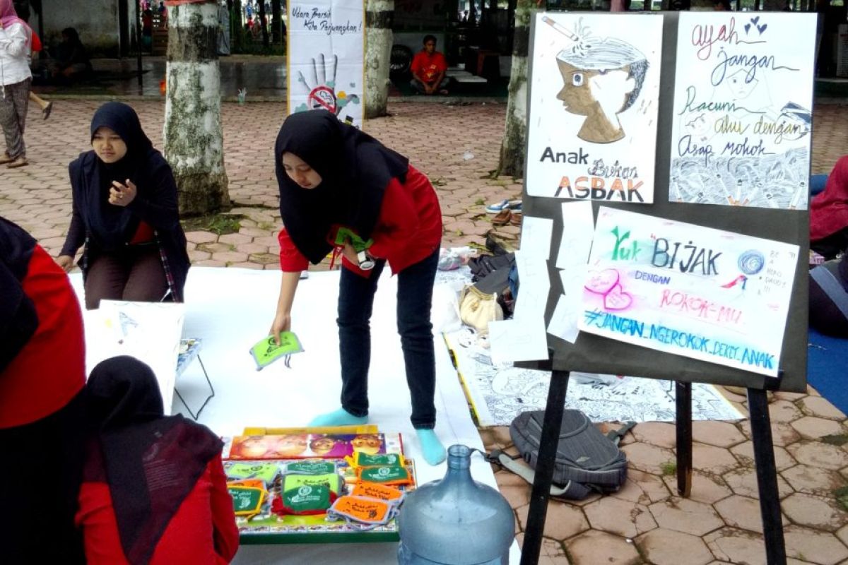 Menelisik Kepentingan Politikus dengan Industri Tembakau Jember di Tahun Politik