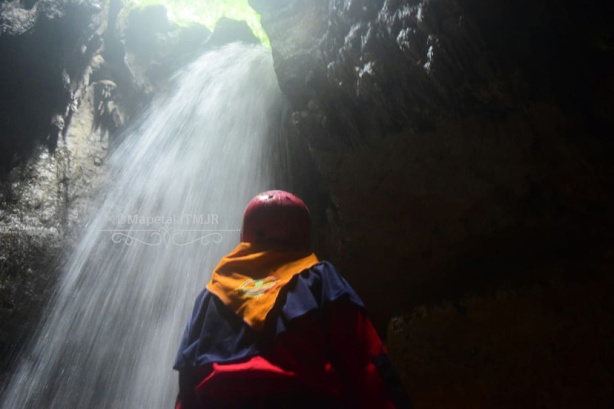 Pecinta alam Bengkulu petakan potensi wisata desa