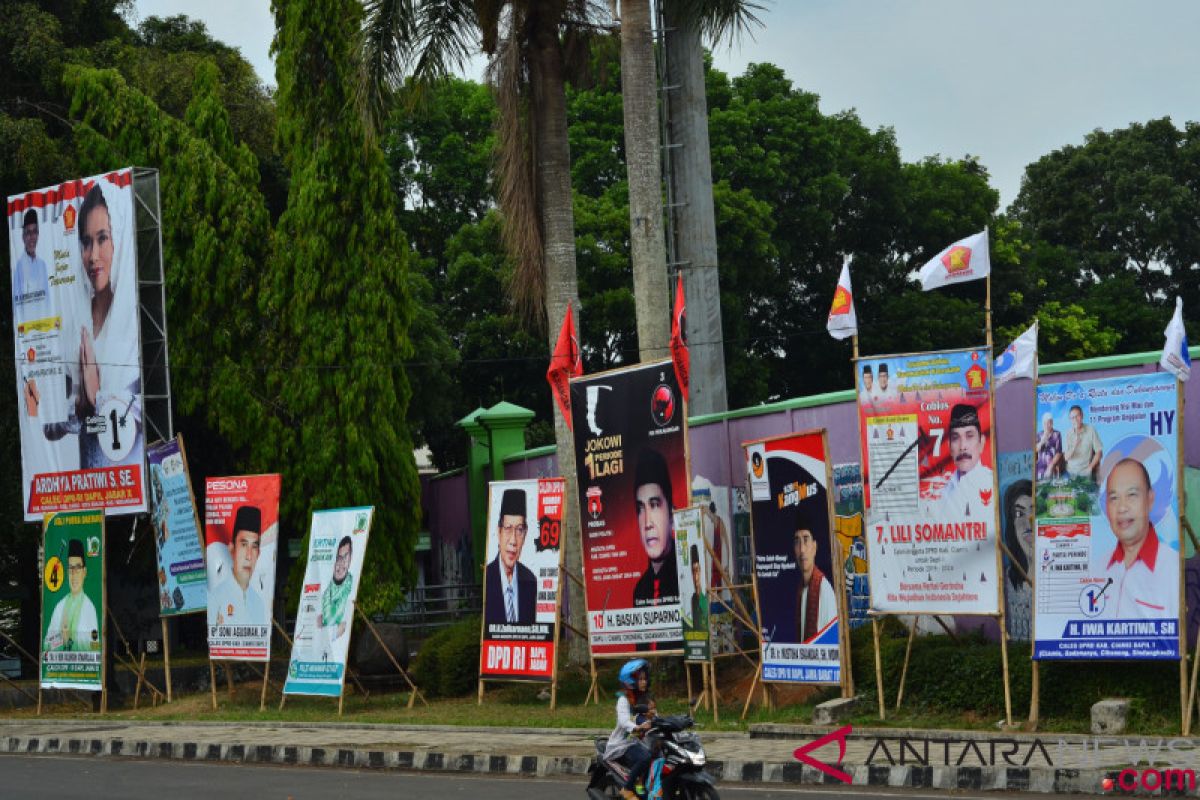 Nasdem minta KPU Surabaya beri keleluasaan pemasangan APK