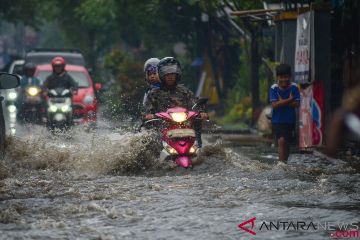 Sebagian wilayah hadapi curah hujan tinggi selama Desember